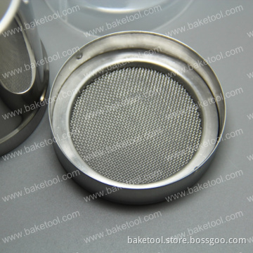 Mesh seasoning tank for kitchware